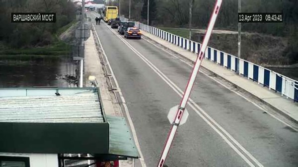 Очередь на границе с Польшей внезапно исчезла. В чем причина? Очередь на границе с Польшей внезапно исчезла. В чем причина?