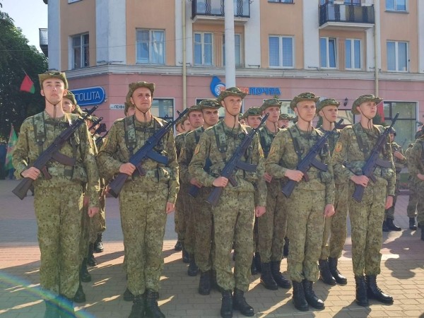 День пограничника празднуют в Бресте День пограничника празднуют в Бресте