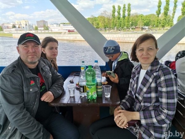 Тренинги, концерт, награждение победителей - в Брестском районе отпраздновали Международный день семьи Тренинги, концерт, награждение победителей - в Брестском районе отпраздновали Международный день семьи