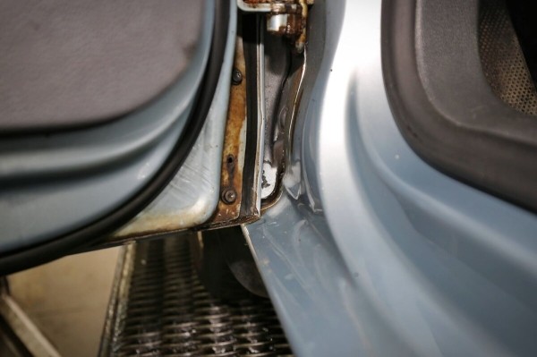 «Брал новым у дилера в 2009 году». Белорус показал VW Jetta 1.9 TDI, который до сих пор обслуживает у «официалов» «Брал новым у дилера в 2009 году». Белорус показал VW Jetta 1.9 TDI, который до сих пор обслуживает у «официалов»