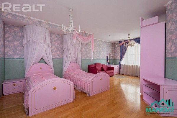 В Минске продается квартира за миллион долларов. Посмотрите, как она выглядит