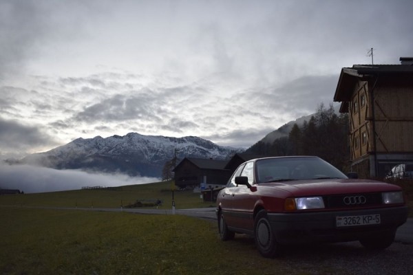 Умели же делать? Эти машины выпущены в 80-х и до сих пор чувствуют себя хорошо