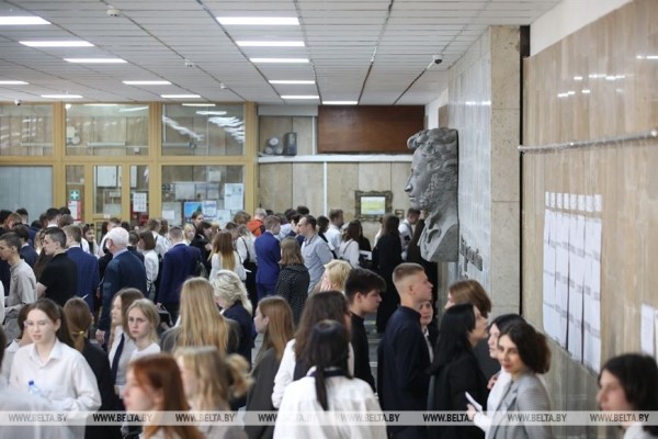 Централизованный экзамен в Бресте. Смотрите фоторепортаж Централизованный экзамен в Бресте. Смотрите фоторепортаж