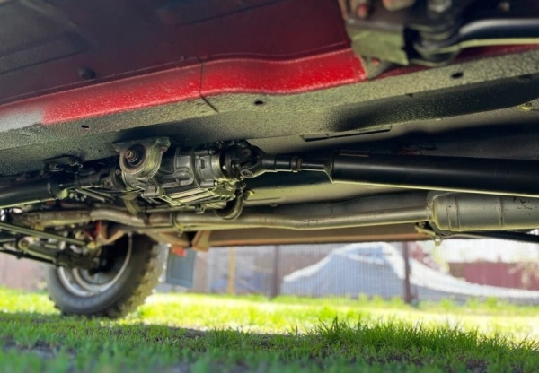 43-летнюю «Ниву» выставили на продажу по цене нового Mercedes-Maybach