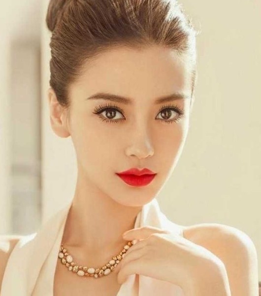 Длинные ноги, худоба и высокий нос. Китайские стандарты красоты вас удивят Длинные ноги, худоба и высокий нос. Китайские стандарты красоты вас удивят