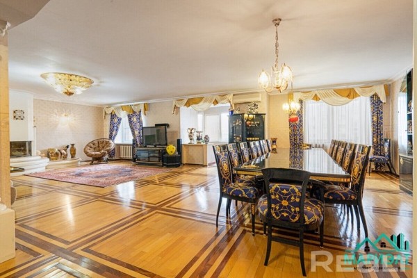 В Минске продается квартира за миллион долларов. Посмотрите, как она выглядит