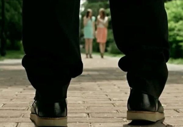 В Беларуси подросток решил показать прохожей половой орган. Вот чем это закончилось