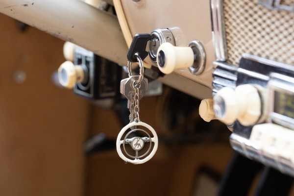 Посмотрите, какую «Волгу» отыскали в гараже у белоруса Посмотрите, какую «Волгу» отыскали в гараже у белоруса