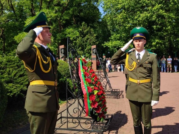 День пограничника празднуют в Бресте День пограничника празднуют в Бресте