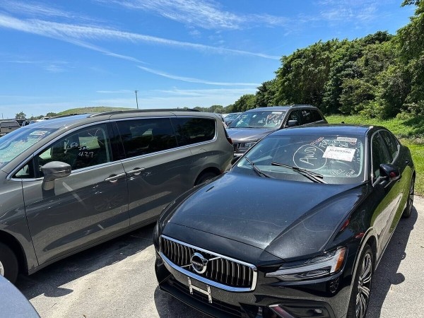 Белорус заказал авто из США и серьёзно прогадал с ремонтом Белорус заказал авто из США и серьёзно прогадал с ремонтом