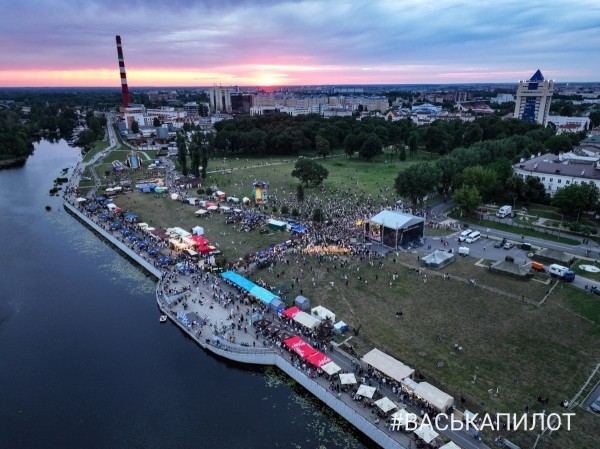 Праздник к 45-летию Ленинского района. Смотрите, как сегодня гулял Брест