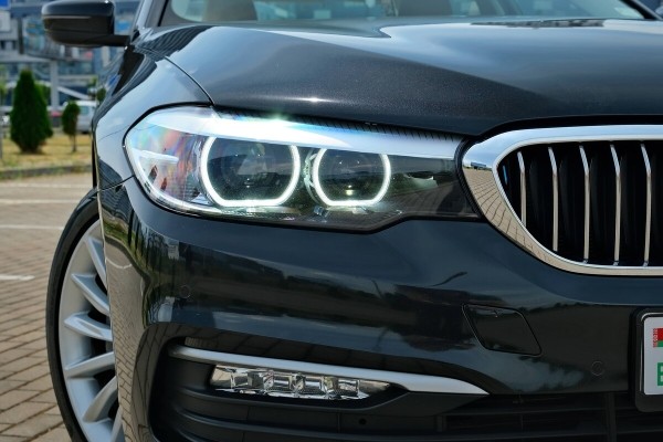 «За рулевую рейку — 850 евро, ступичный подшипник — $250». Белорус о владении BMW 530e (G30) и его обслуживании «За рулевую рейку — 850 евро, ступичный подшипник — $250». Белорус о владении BMW 530e (G30) и его обслуживании