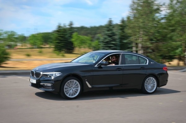 «За рулевую рейку — 850 евро, ступичный подшипник — $250». Белорус о владении BMW 530e (G30) и его обслуживании «За рулевую рейку — 850 евро, ступичный подшипник — $250». Белорус о владении BMW 530e (G30) и его обслуживании