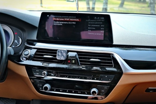 «За рулевую рейку — 850 евро, ступичный подшипник — $250». Белорус о владении BMW 530e (G30) и его обслуживании «За рулевую рейку — 850 евро, ступичный подшипник — $250». Белорус о владении BMW 530e (G30) и его обслуживании