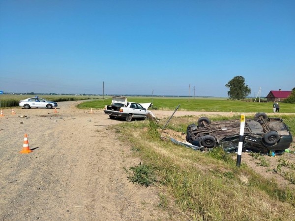 В Пружанском районе произошло серьезное ДТП. Есть пострадавшие В Пружанском районе произошло серьезное ДТП. Есть пострадавшие