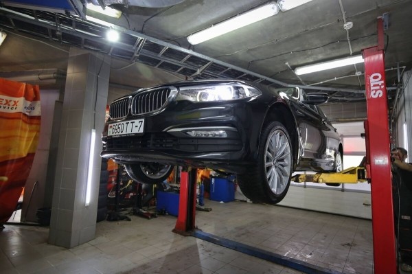«За рулевую рейку — 850 евро, ступичный подшипник — $250». Белорус о владении BMW 530e (G30) и его обслуживании «За рулевую рейку — 850 евро, ступичный подшипник — $250». Белорус о владении BMW 530e (G30) и его обслуживании