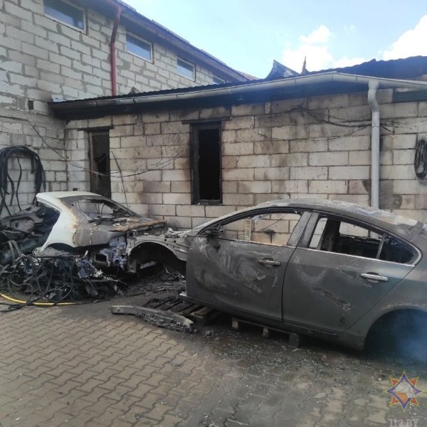 Склад запчастей горел в Пинском районе Склад запчастей горел в Пинском районе