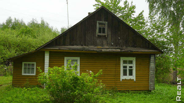 «Первое время спала в обнимку с кочергой». Белоруска сберегла столетний семейный дом — и не жалеет «Первое время спала в обнимку с кочергой». Белоруска сберегла столетний семейный дом — и не жалеет