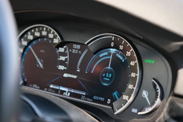 «За рулевую рейку — 850 евро, ступичный подшипник — $250». Белорус о владении BMW 530e (G30) и его обслуживании «За рулевую рейку — 850 евро, ступичный подшипник — $250». Белорус о владении BMW 530e (G30) и его обслуживании