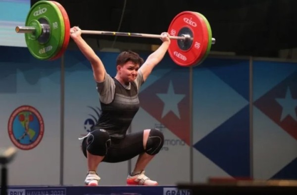 Спортсменка из Бреста завоевала золото Гран-при по тяжелой атлетике на Кубе Спортсменка из Бреста завоевала золото Гран-при по тяжелой атлетике на Кубе