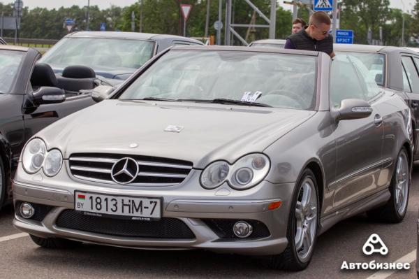 «Нет года выпуска, есть состояние». В Беларуси владельцы старых Mercedes собрались на большую встречу «Нет года выпуска, есть состояние». В Беларуси владельцы старых Mercedes собрались на большую встречу