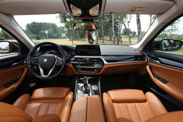 «За рулевую рейку — 850 евро, ступичный подшипник — $250». Белорус о владении BMW 530e (G30) и его обслуживании «За рулевую рейку — 850 евро, ступичный подшипник — $250». Белорус о владении BMW 530e (G30) и его обслуживании