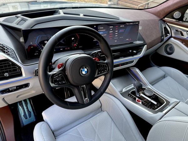 Самый дорогой и престижный кросс BMW: вот сколько за него просят в Беларуси Самый дорогой и престижный кросс BMW: вот сколько за него просят в Беларуси