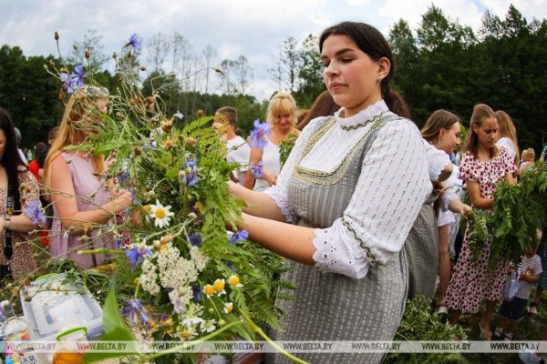 «Хочется больше народных праздников». Шумно и весело отметили Купалье в Беловежской пуще