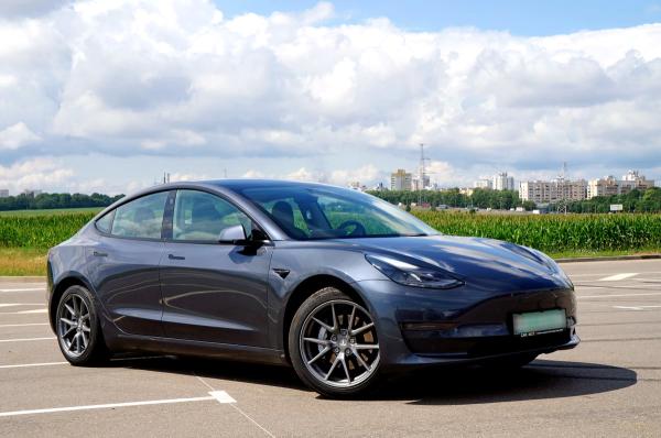 «Всё было зря». Мнение владельца Tesla Model 3 «Всё было зря». Мнение владельца Tesla Model 3