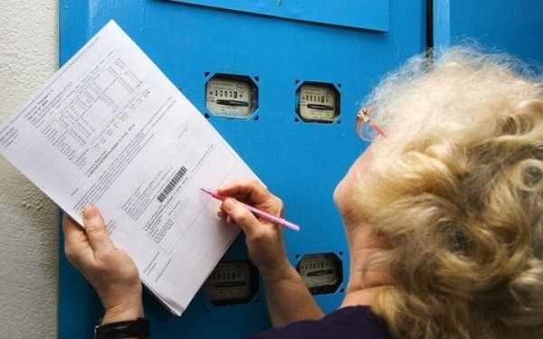 Оставшись без газа при капремонте дома, жители продолжают платить за электроэнергию по повышенному тарифу. Правильно ли это Оставшись без газа при капремонте дома, жители продолжают платить за электроэнергию по повышенному тарифу. Правильно ли это