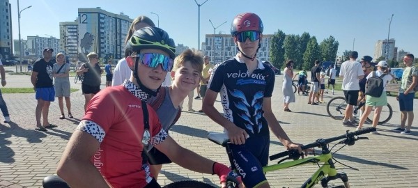 Первый этап мужской шоссейной велогонки «Тур Беларуси» стартовал в Бресте Первый этап мужской шоссейной велогонки «Тур Беларуси» стартовал в Бресте