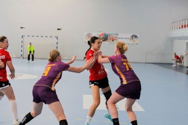 Гандболистки женской команды из Бреста победили действующих чемпионок Беларуси Гандболистки женской команды из Бреста победили действующих чемпионок Беларуси