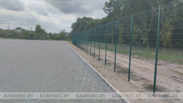 До и после. Предлагаем посмотреть на изменения Каменецкого стадиона «Колос» после обновления До и после. Предлагаем посмотреть на изменения Каменецкого стадиона «Колос» после обновления