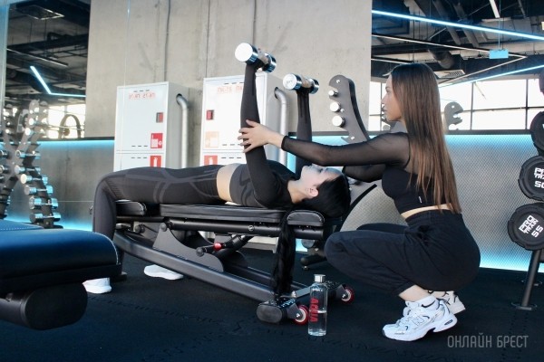 «GYM Express» на Варшавском шоссе - первый круглосуточный фитнес-клуб в Бресте. Высокотехнологичные тренажеры, финская сауна, бесплатная экскурсия, неоновый интерьер «GYM Express» на Варшавском шоссе - первый круглосуточный фитнес-клуб в Бресте. Высокотехнологичные тренажеры, финская сауна, бесплатная экскурсия, неоновый интерьер