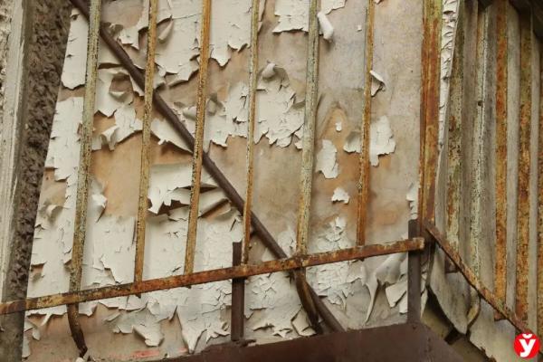 В три года весил 7 кг и спал в углу, как собака. Стали известны подробности о семье, в которой родители убили своего сына в Слуцке В три года весил 7 кг и спал в углу, как собака. Стали известны подробности о семье, в которой родители убили своего сына в Слуцке