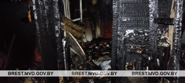 Мужчина устроил поджог ради мести бывшей супруге. Стали известны подробности пожара в Барановичах Мужчина устроил поджог ради мести бывшей супруге. Стали известны подробности пожара в Барановичах