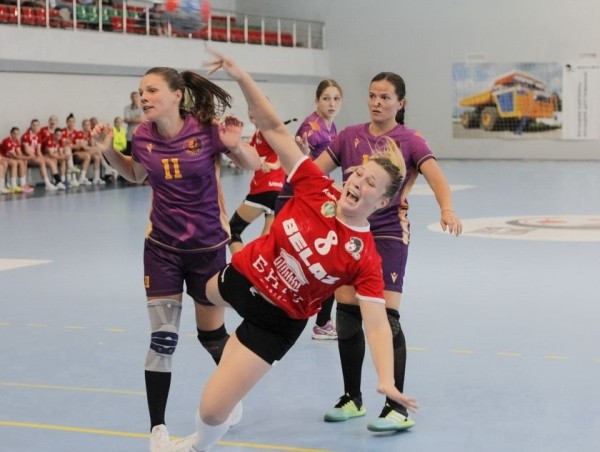 В женской гандбольной команде из Бреста накануне нового чемпионата Беларуси сменился главный тренер В женской гандбольной команде из Бреста накануне нового чемпионата Беларуси сменился главный тренер