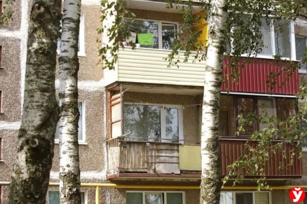 В три года весил 7 кг и спал в углу, как собака. Стали известны подробности о семье, в которой родители убили своего сына в Слуцке В три года весил 7 кг и спал в углу, как собака. Стали известны подробности о семье, в которой родители убили своего сына в Слуцке