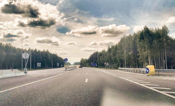 «Это не отбойник, это шампур»: что говорят белорусы о страшной аварии на трассе М6. Другие случаи и как решить проблему? «Это не отбойник, это шампур»: что говорят белорусы о страшной аварии на трассе М6. Другие случаи и как решить проблему?