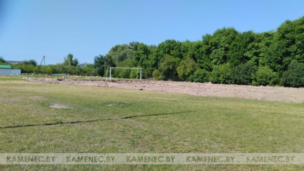 До и после. Предлагаем посмотреть на изменения Каменецкого стадиона «Колос» после обновления До и после. Предлагаем посмотреть на изменения Каменецкого стадиона «Колос» после обновления