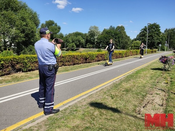 С какого возраста можно пользоваться электросамокатами С какого возраста можно пользоваться электросамокатами
