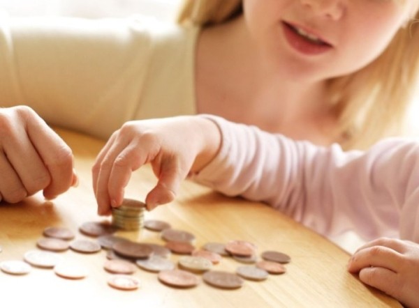 Карманные деньги: сколько дают, а кто зарабатывает их сам? Поговорили с белорусами, живущими в городе и деревне Карманные деньги: сколько дают, а кто зарабатывает их сам? Поговорили с белорусами, живущими в городе и деревне