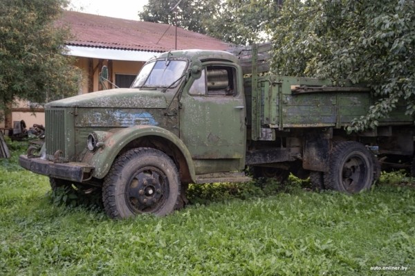Находки в гараже. Белорус больше 40 лет коллекционирует и реставрирует советские авто Находки в гараже. Белорус больше 40 лет коллекционирует и реставрирует советские авто