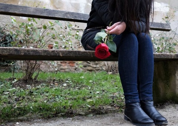 SMS в прошлое. Психолог рассказала, как перестать звонить и писать бывшим SMS в прошлое. Психолог рассказала, как перестать звонить и писать бывшим