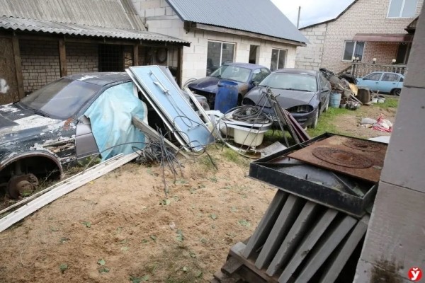 «А потом у него появился компрессор». Как быть, если сосед превратил свой дом в автосервис «А потом у него появился компрессор». Как быть, если сосед превратил свой дом в автосервис