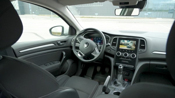 Белорус сам пригнал Renault Megane из Литвы. Есть ли выгода? Белорус сам пригнал Renault Megane из Литвы. Есть ли выгода?