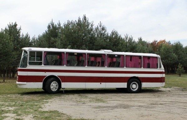 «Жена, конечно, не в восторге». Брестчанин купил советский ЛАЗ-699Р за $1 000, а вложил уже 10 тысяч долларов