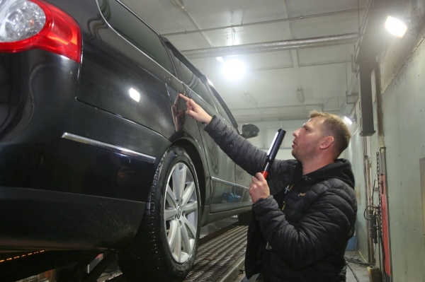 Белорус купил бензиновый VW Passat (B6) за $6 800. Проверили, стоил ли он своих денег Белорус купил бензиновый VW Passat (B6) за $6 800. Проверили, стоил ли он своих денег