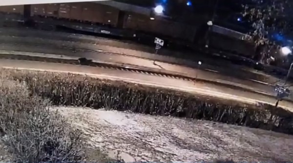 Оступился, упал и не успел подняться: в Минске под колесами поезда погиб мужчина Оступился, упал и не успел подняться: в Минске под колесами поезда погиб мужчина