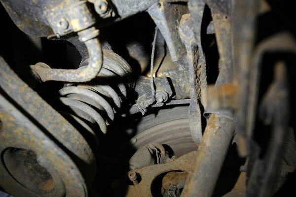 С декабря машины на «всесезонке» техосмотр не пройдут! Что еще нужно учесть перед посещением станции диагностики?